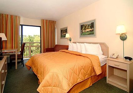 Comfort Inn Hilton Head Island 03.[1]